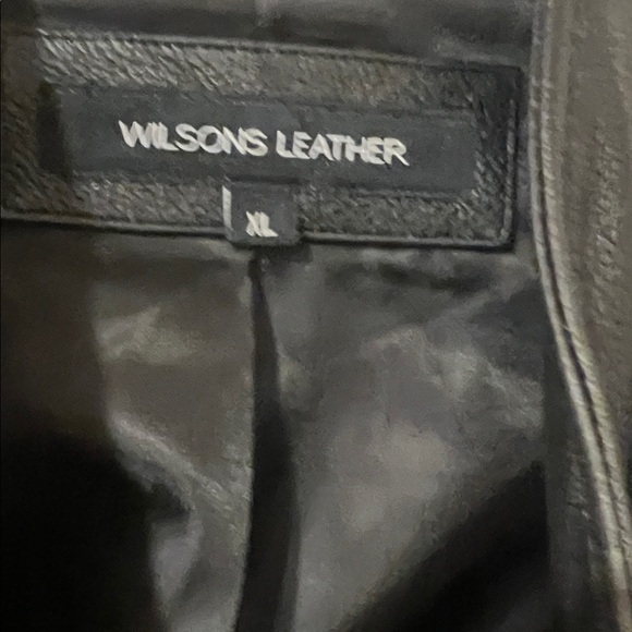 Wilsons Leather Women’s Black Motorcycle Jacket - Picture 2 of 16